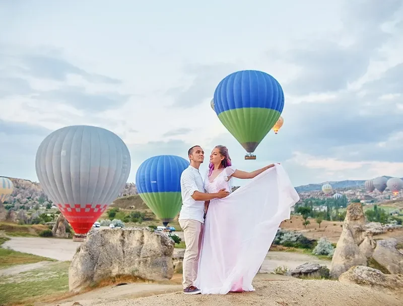 Cappadocia hot air balloon. Turkey travel24